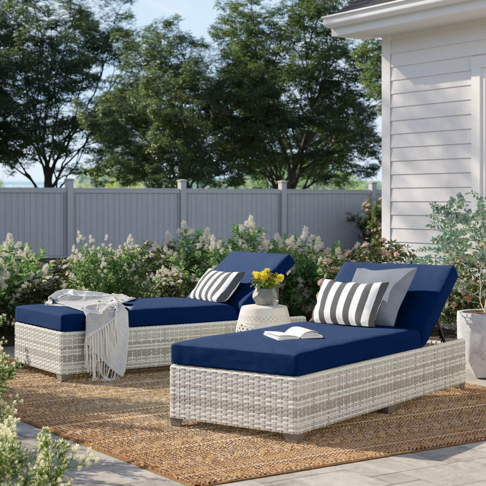 Outdoor Wicker Chaise Lounge (Set of 2)