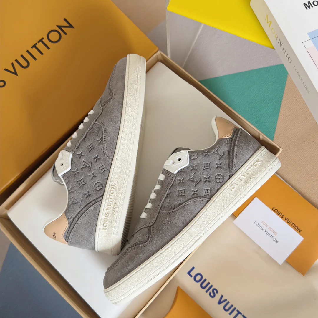 250318 New high quality new color board shoes