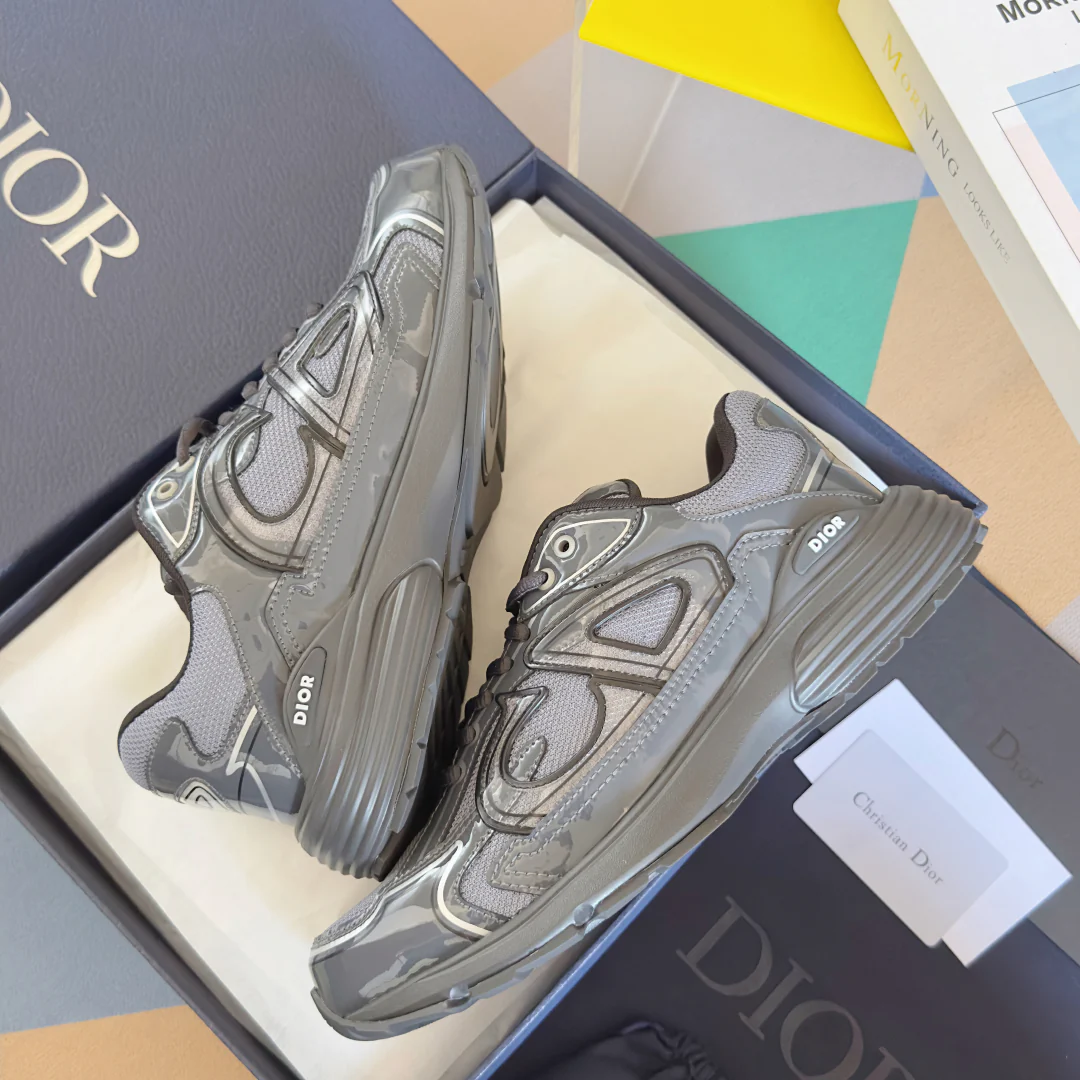 250507 New high-quality classic sports shoes