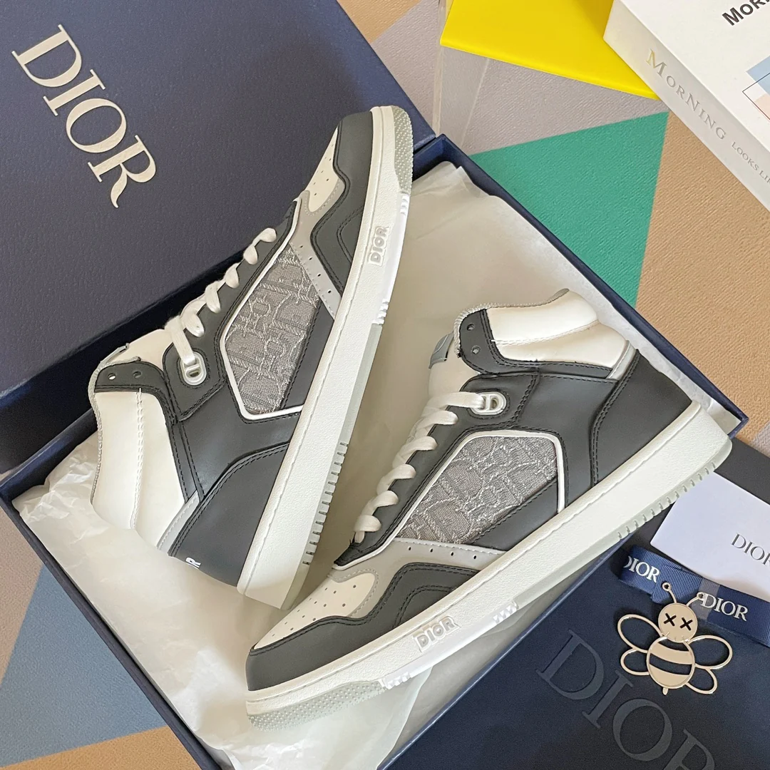 250415 New top-quality rest sports shoes and sneakers