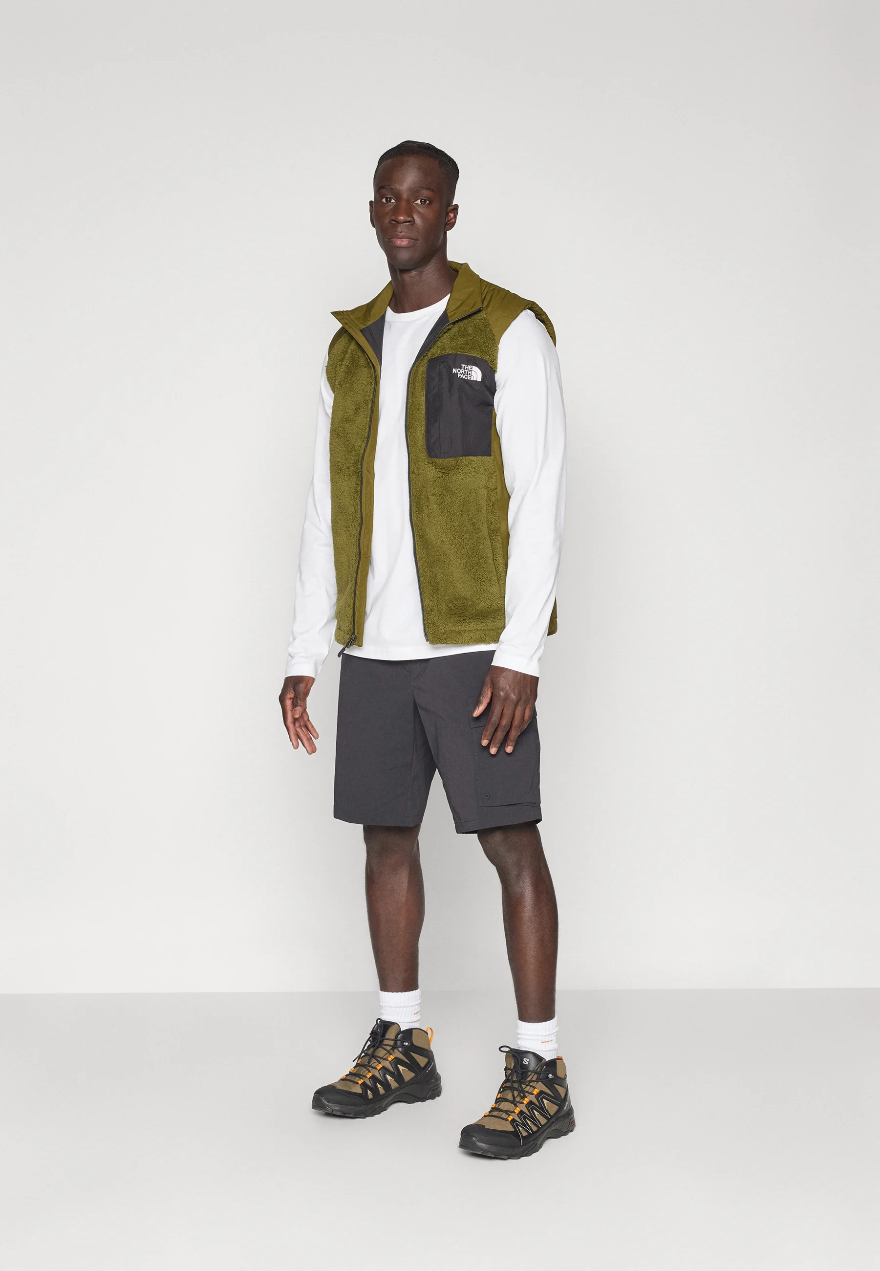 JUNCAL VEST - Smanicato