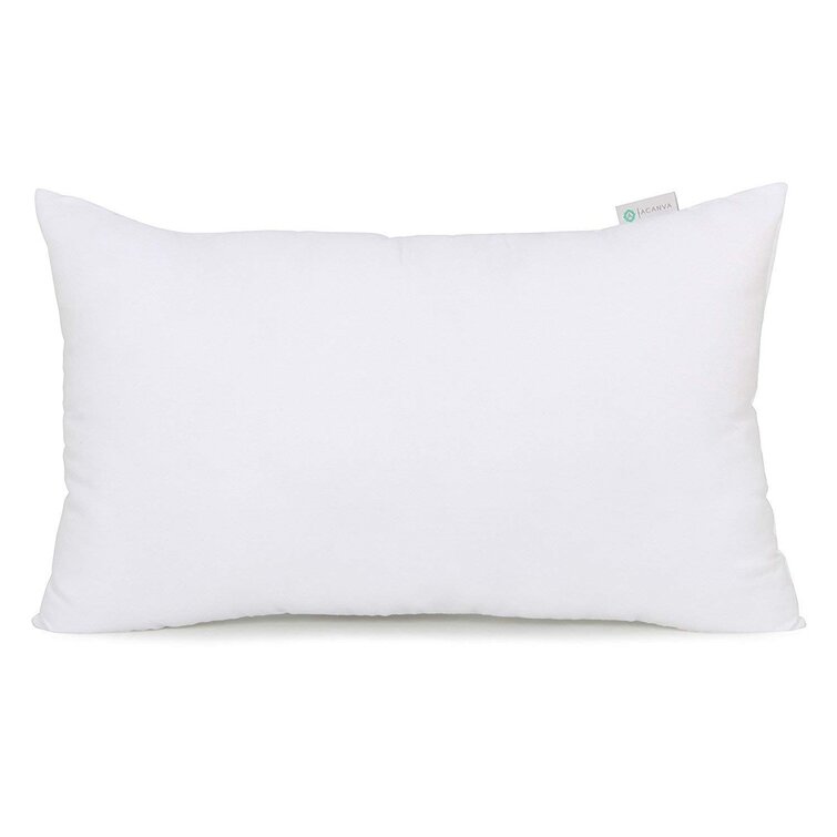 Conley Medium Pillow