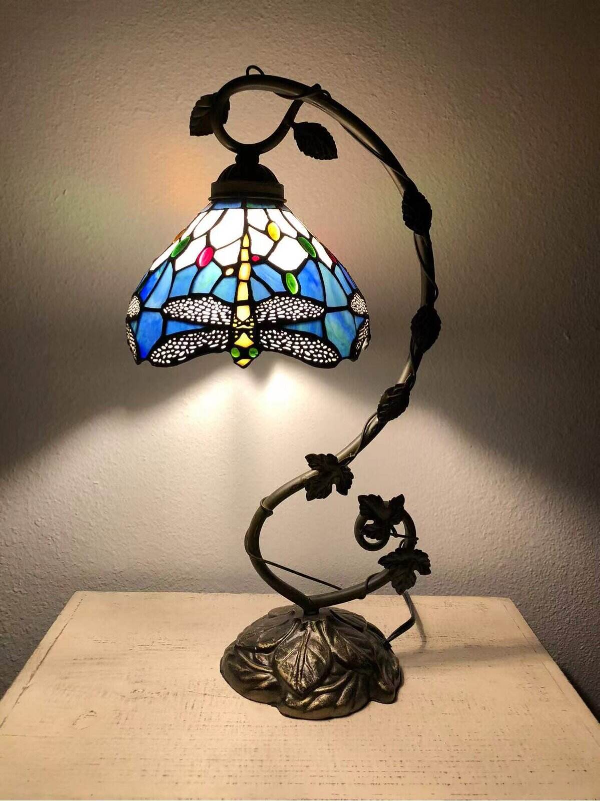 Bloomsbury Market Tiffany Style Table Lamp