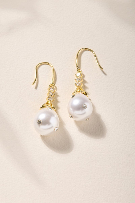 Gracie Iridescent Pearl Drop Earrings