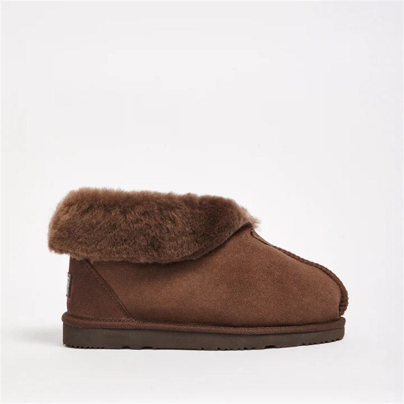 UGG®  Women's Ankle Slipper Natural