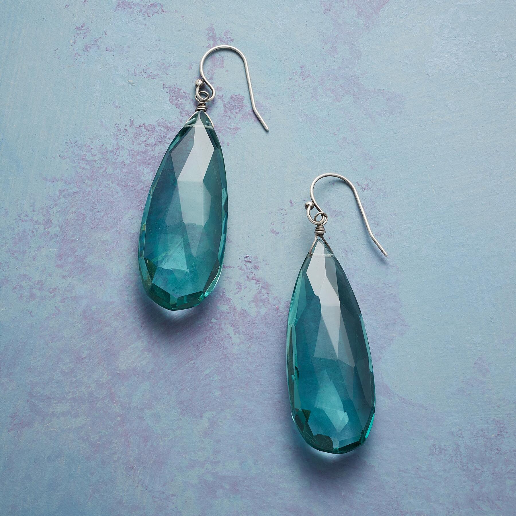 Look Longingly Earrings