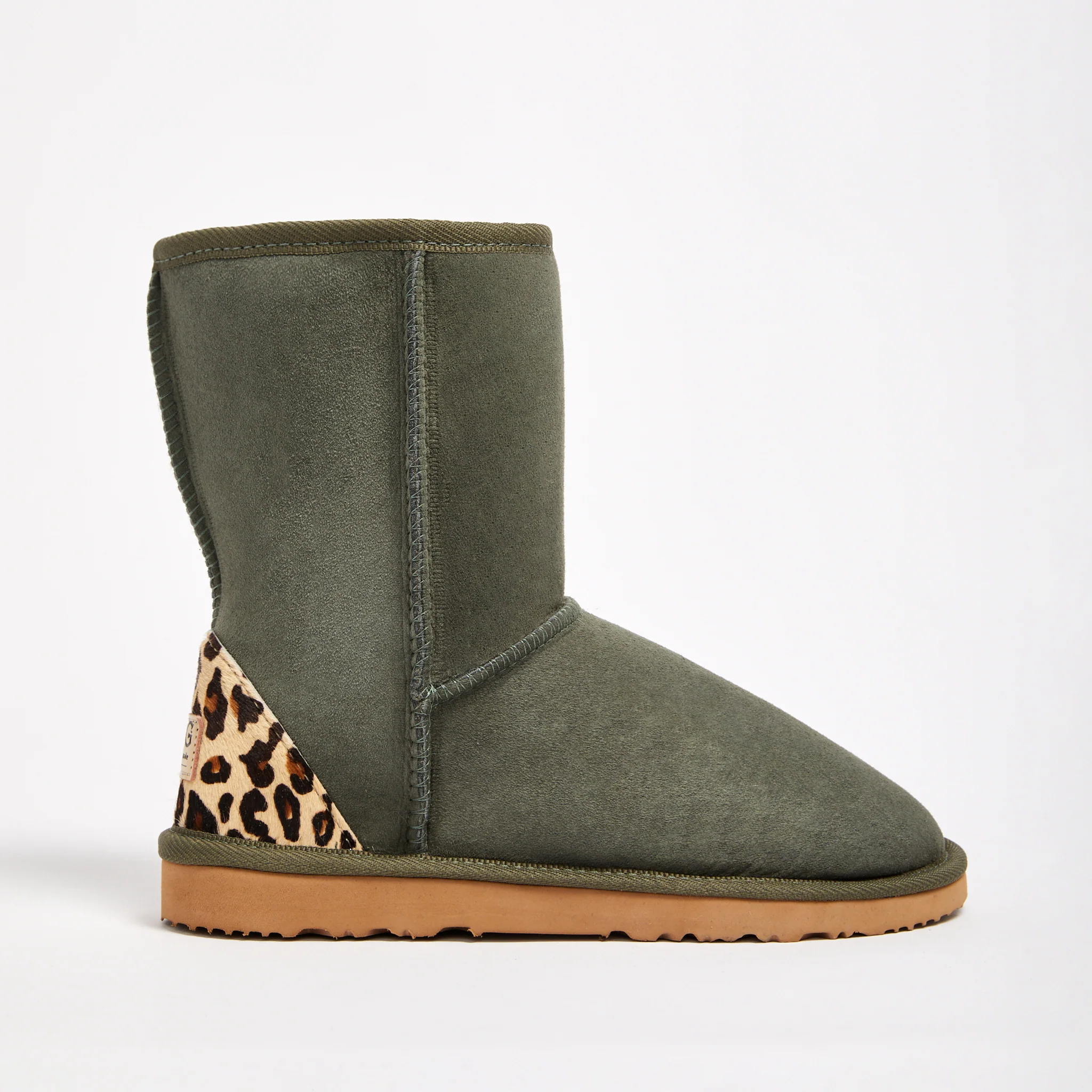 UGG®  Women's Classic Mid Leopard