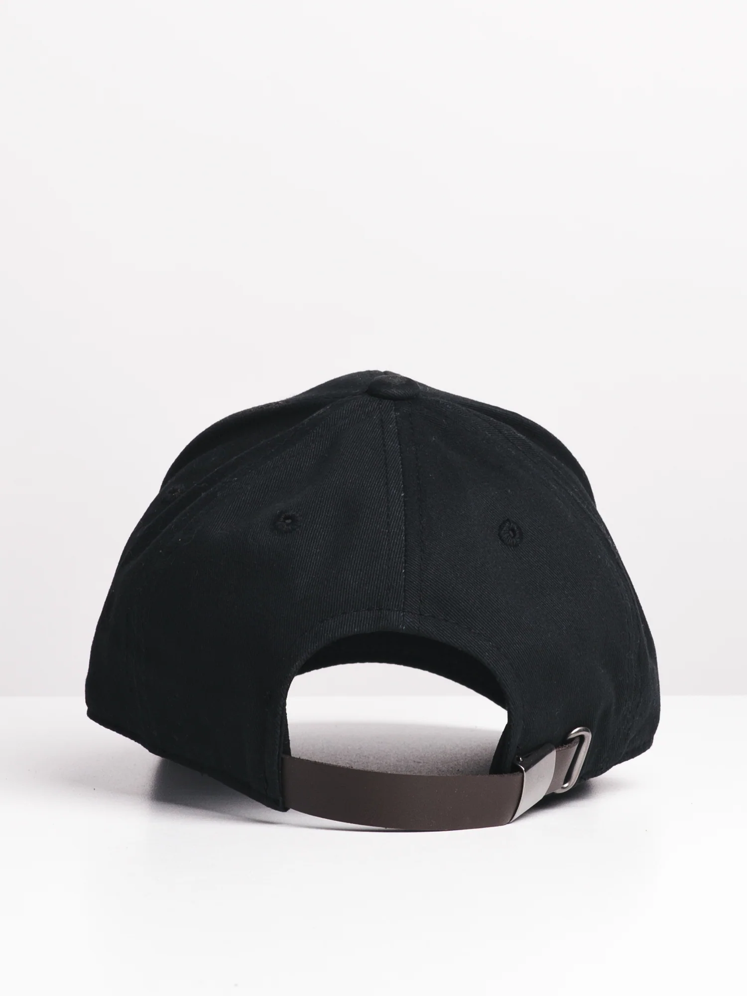 Final inventoryCHAMPION CLASSIC TWILL HAT - BLACK
