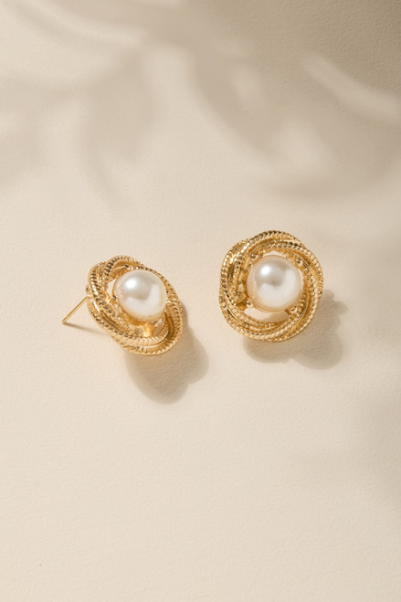 Mandy Pearl In Golden Rope Stud Earrings