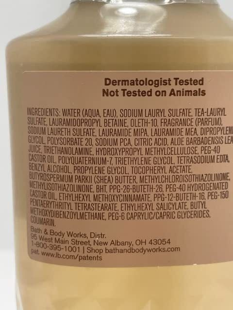 Bath & Body Works Snowflakes & Cashmere Shower Gel Body Wash with Aloe and Vitamin E 10 Ounce Full Size Diamond Plate Bottle