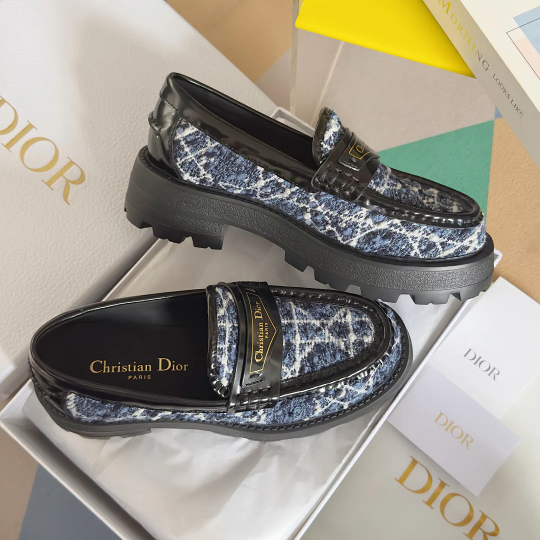 250501 New high-end, simple and fashionable loafers for girls