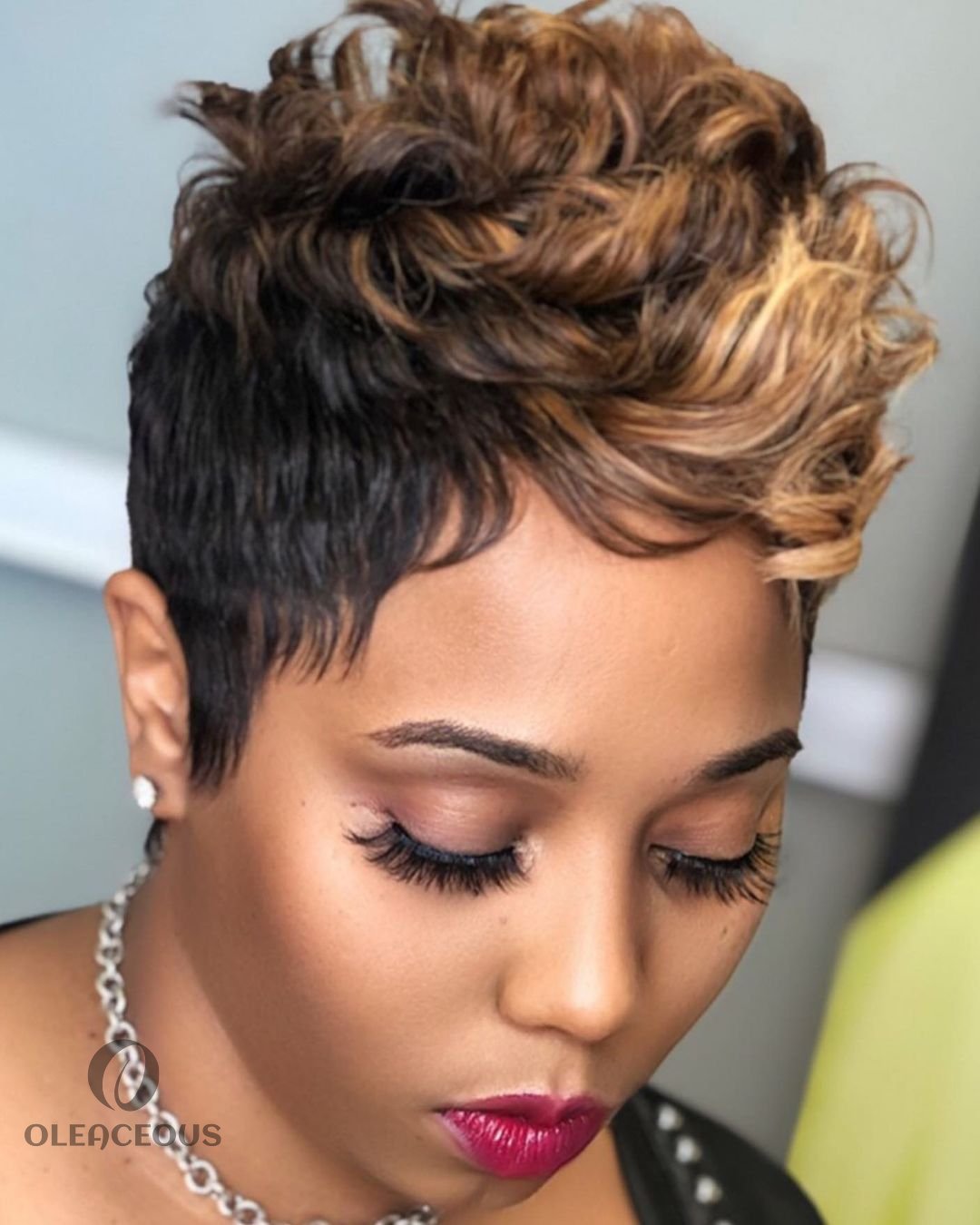 2026 New Fashion Glue Free Natural Short Wig