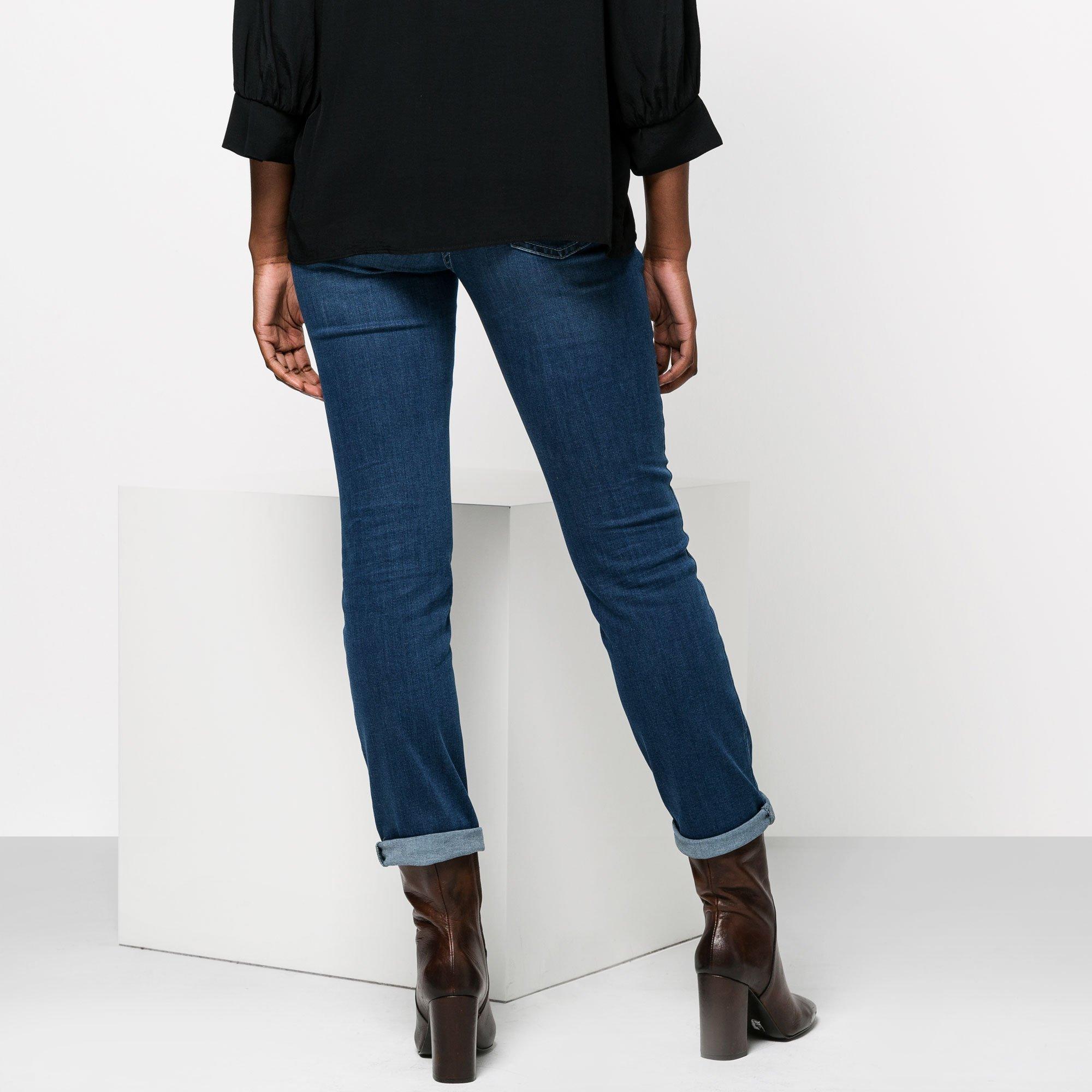 MAC Dream Straight Leg Fit Jeans