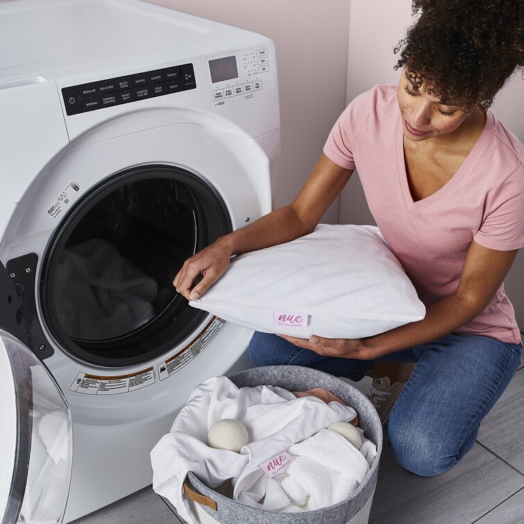 Gel Memory Foam Medium Cooling Pillow