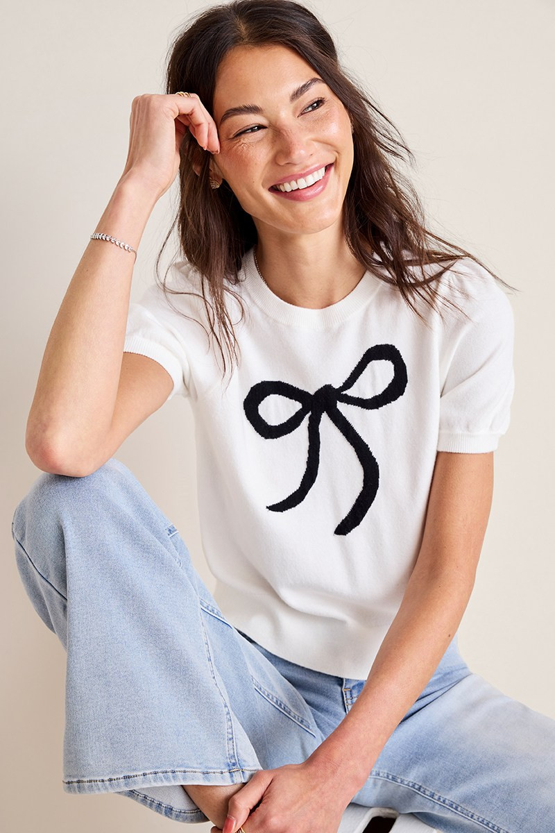 Kasey Intarsia Bow Sweater Tee