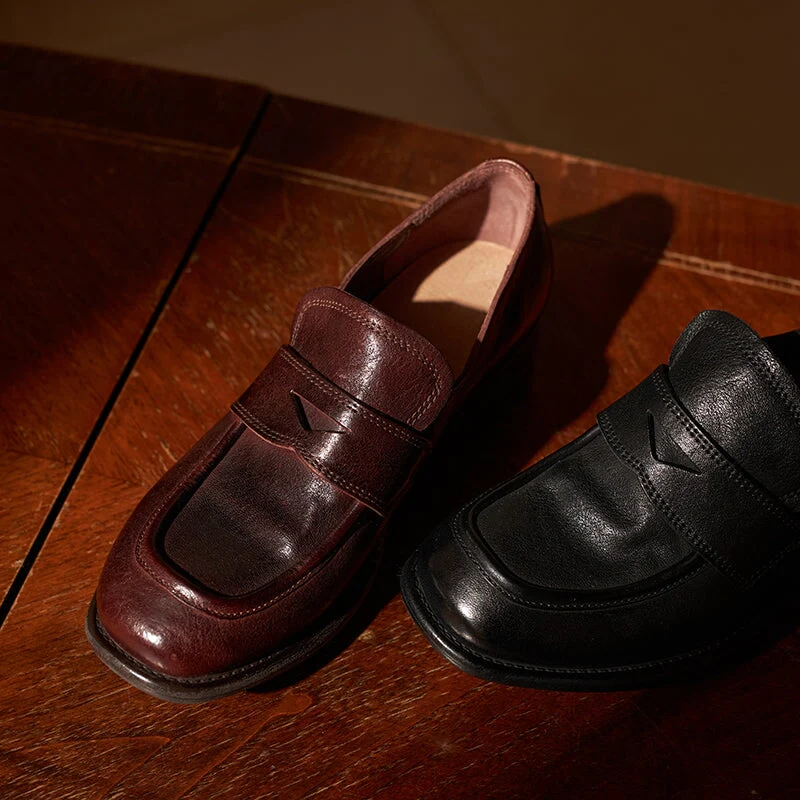 Women's Handmade Vintage Horse Leather Round Toe Slip-On Penny Loafers in Black/Coffee