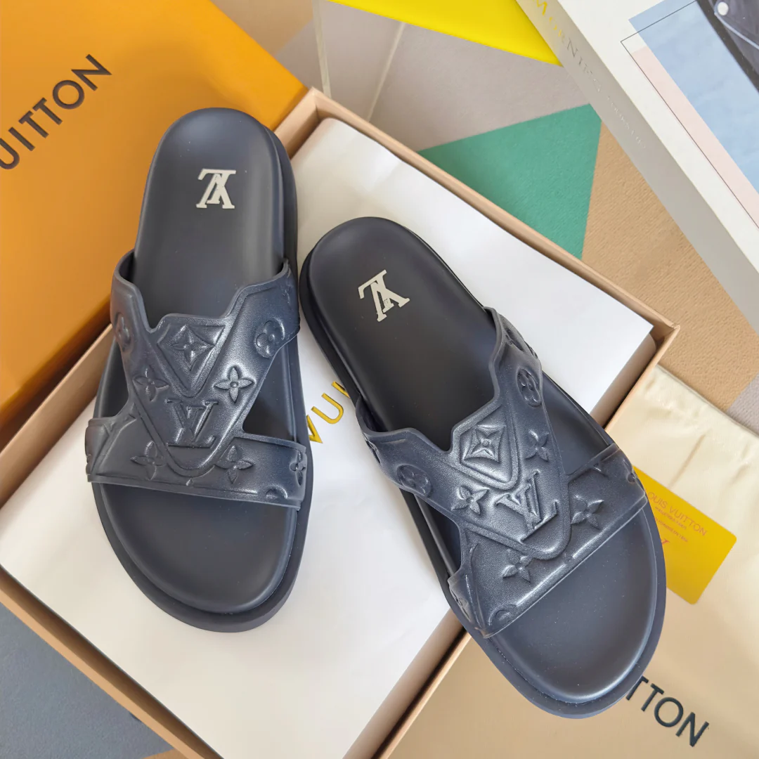 250501 New top-quality, simple and fashionable slippers