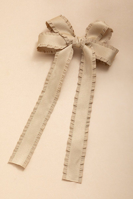 Sandra Ruffle Edge Bow With Tails Hair Barrette