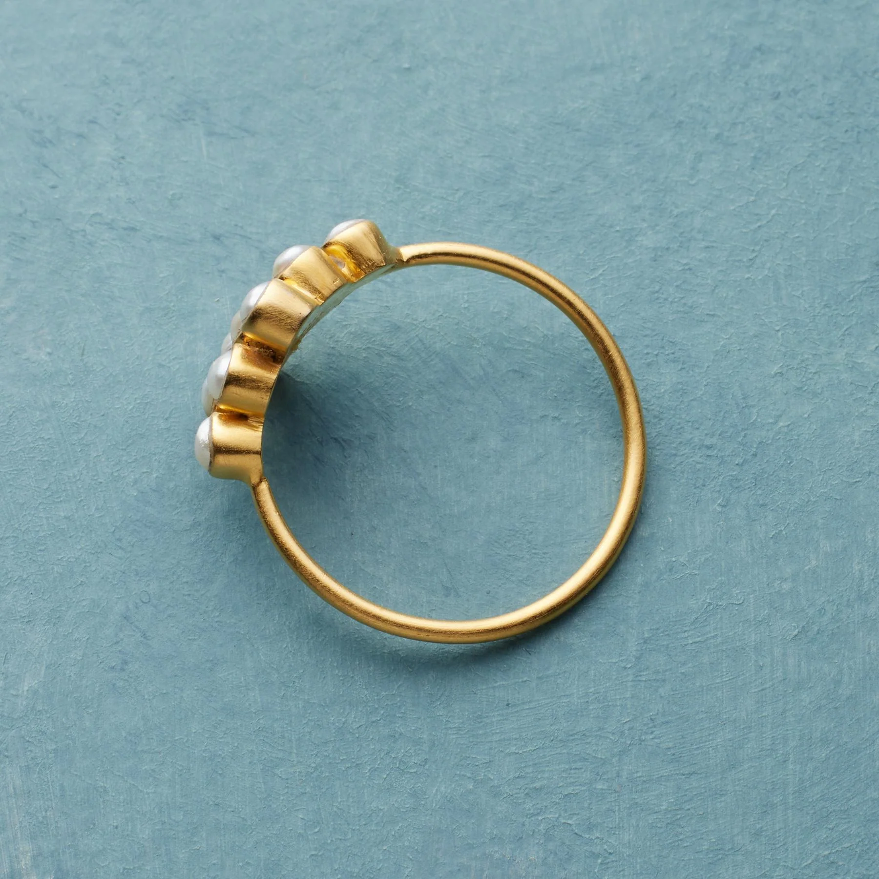 Four Point Pearl Ring