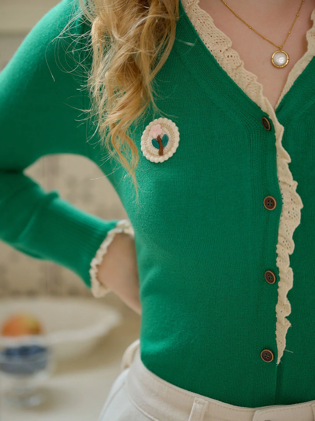 Lace Patchwork V-Neck Contrasting Knitted Cardigan