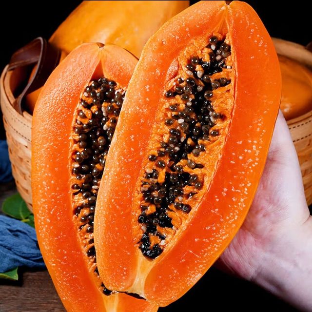 Red-Flesh Papaya Seeds