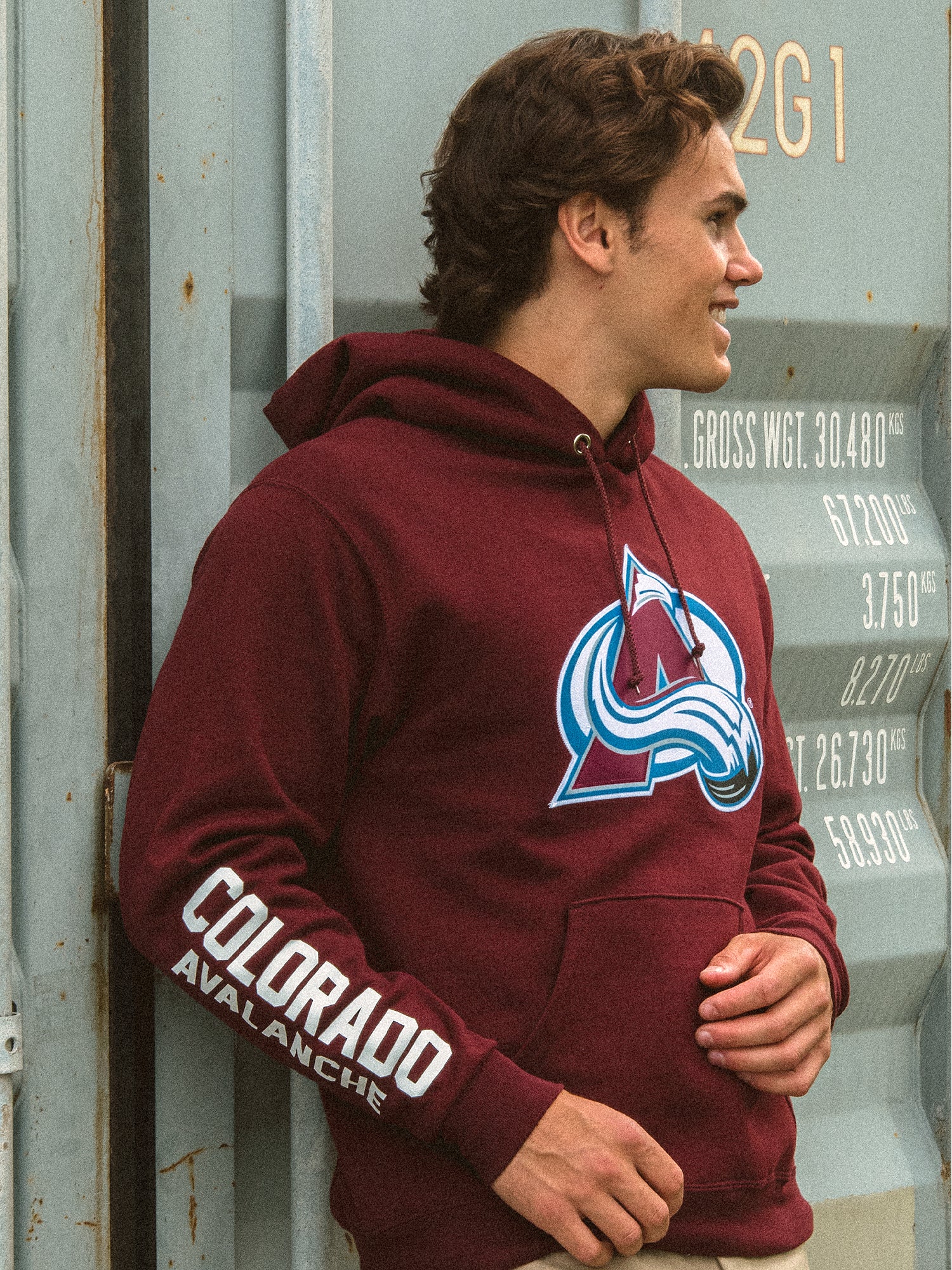 Final inventoryCHAMPION NHL COLORADO AVALANCHE CENTER ICE PULL OVER HOODIE