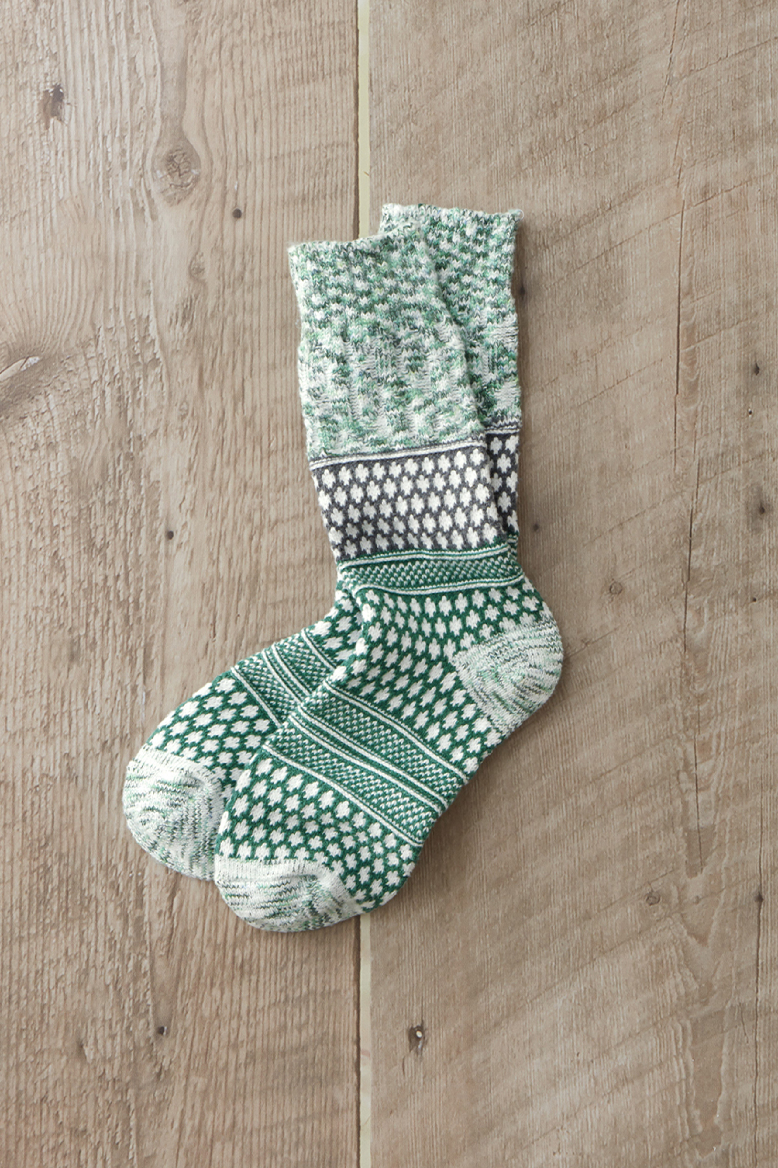 Gallery Textured Crew Socks