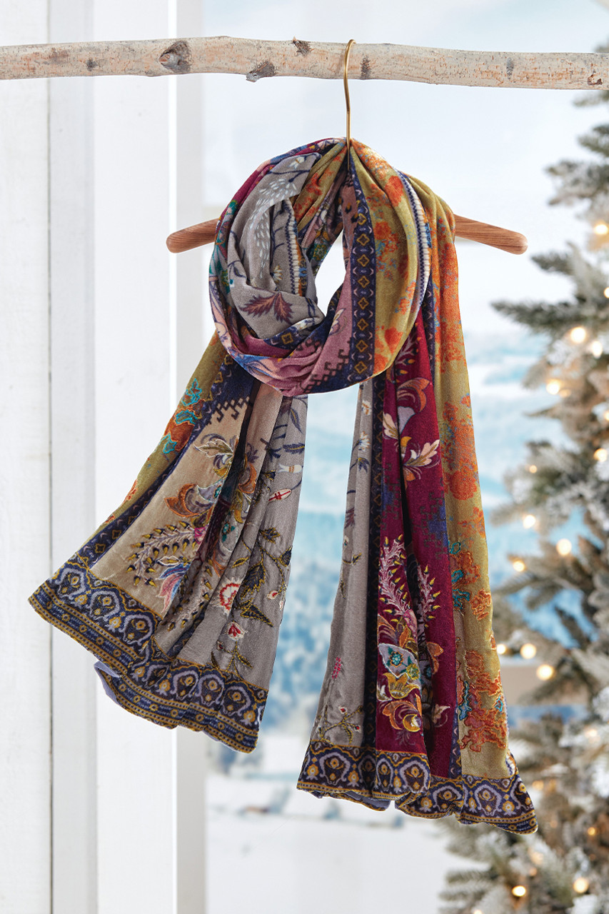 Adored Duet Velvet Scarf