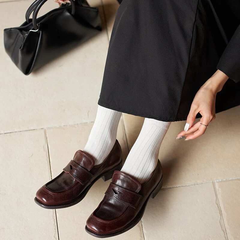 Women's Handmade Vintage Horse Leather Round Toe Slip-On Penny Loafers in Black/Coffee