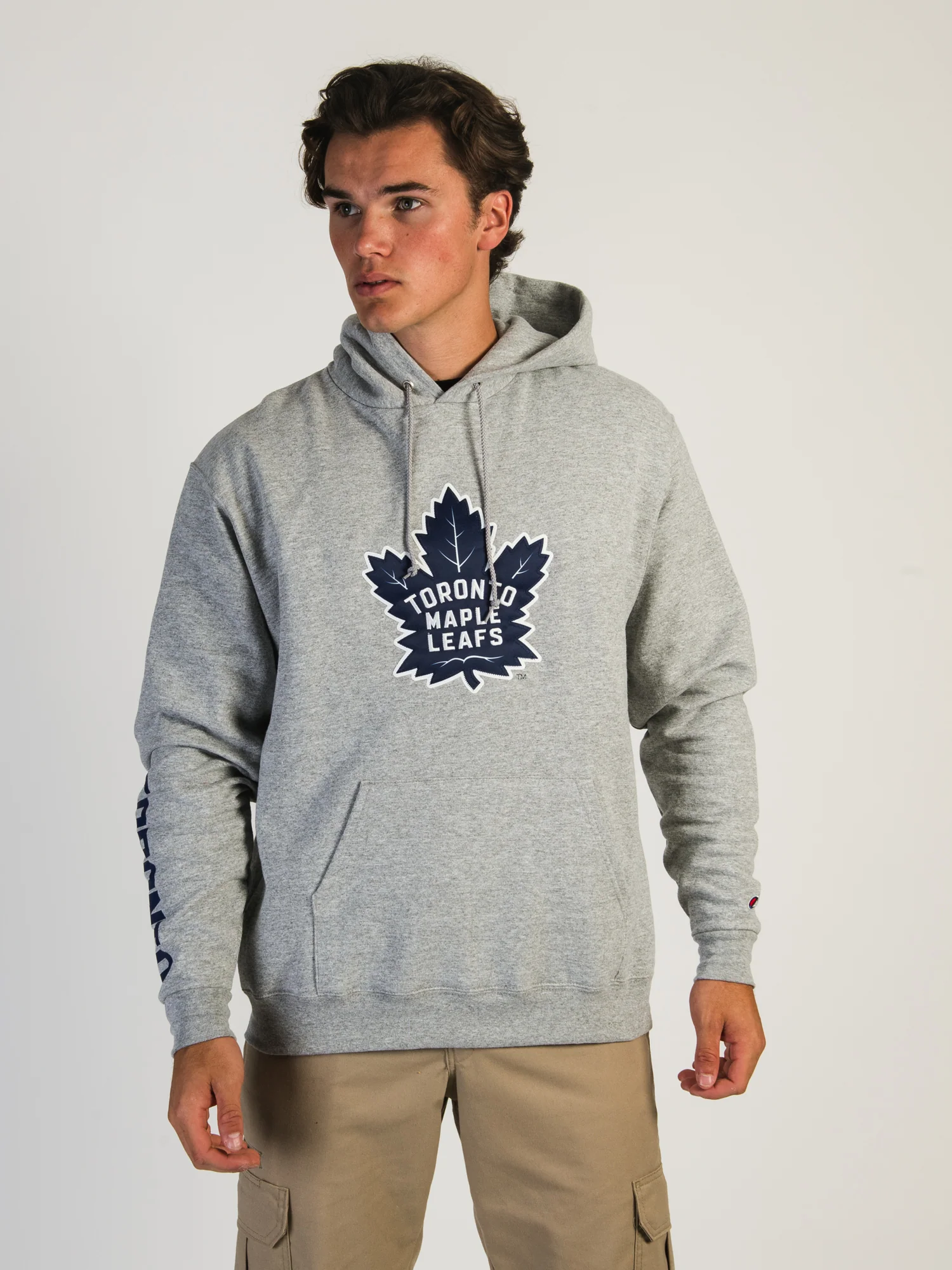 Final inventoryCHAMPION NHL TORONTO MAPLE LEAFS CENTER ICE PULL OVER HOODIE