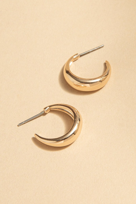 Kelley Thick Cool Huggie Earrings