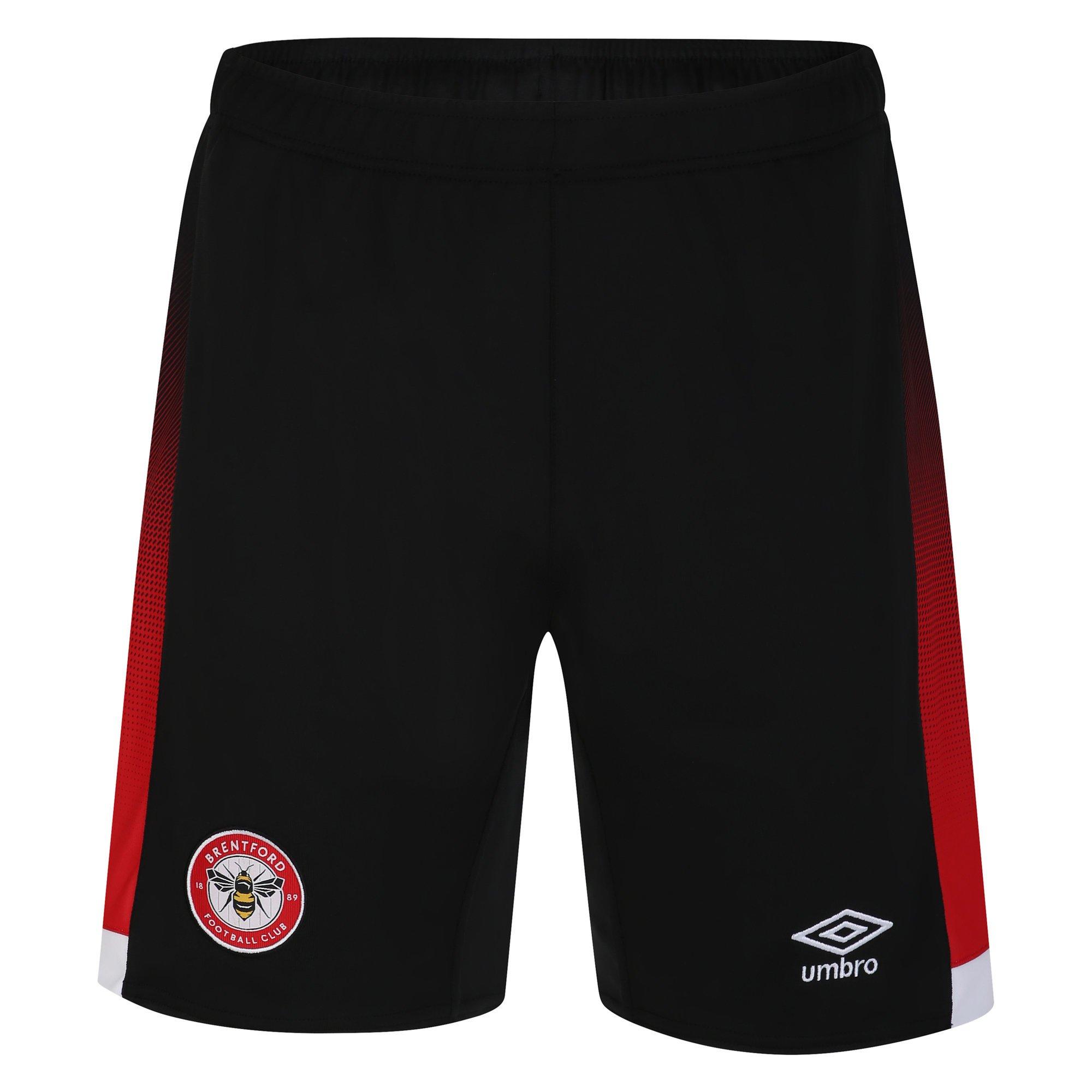 Umbro 2325 Shorts zu Hause