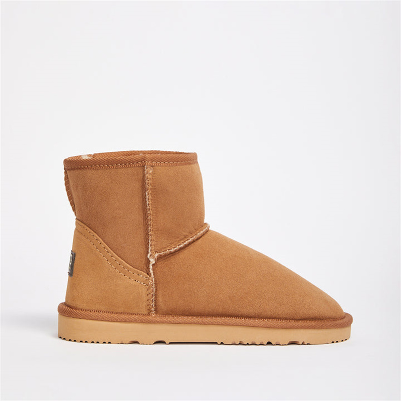 UGG®  Women's Classic Mini Natural