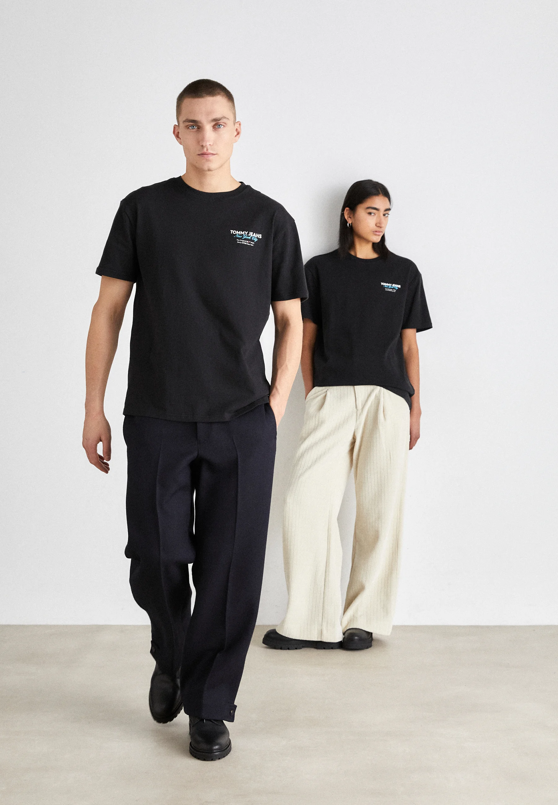 Jeans COLOR POP TEE UNISEX - T-shirt con stampa