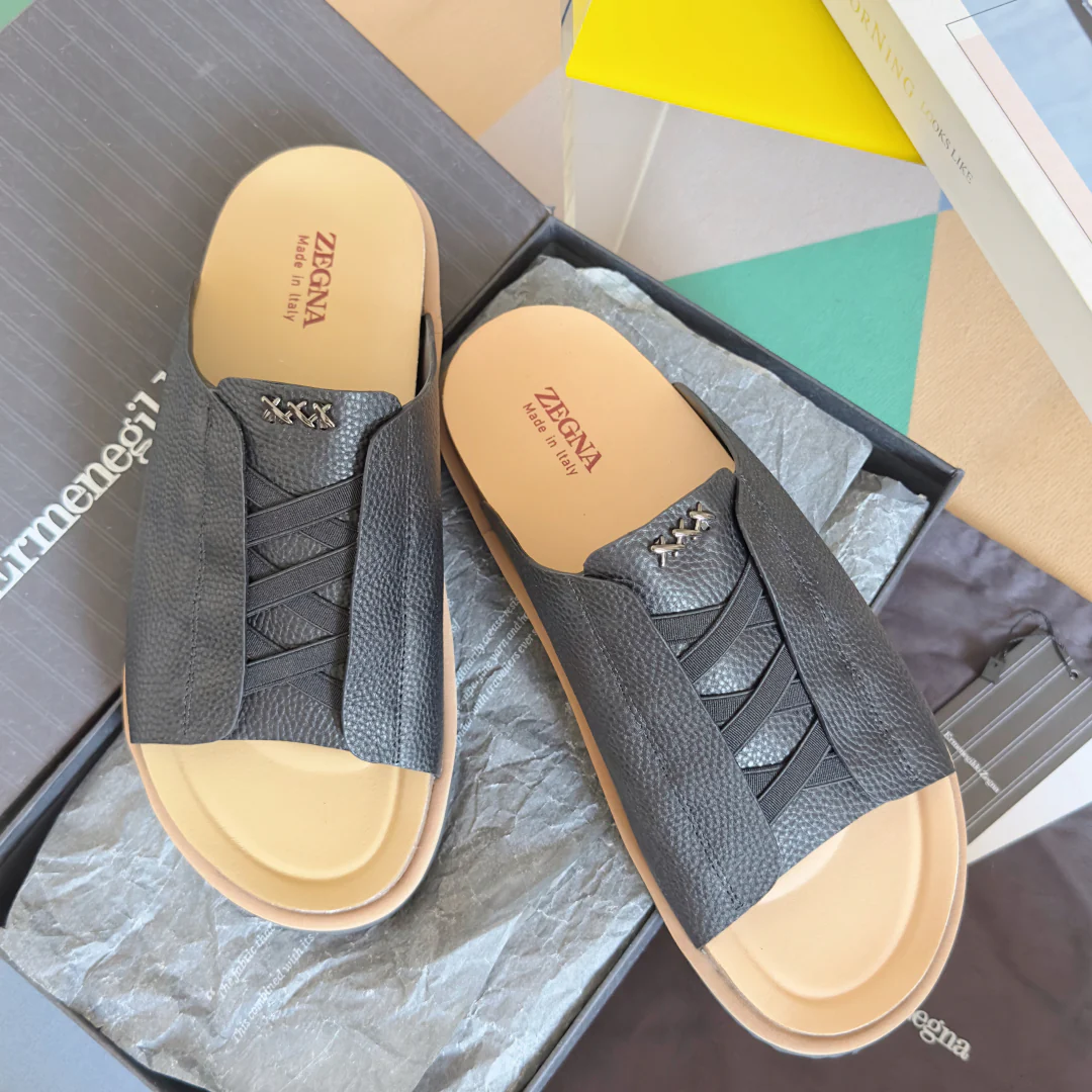 250513 New high-quality old Qian style slippers