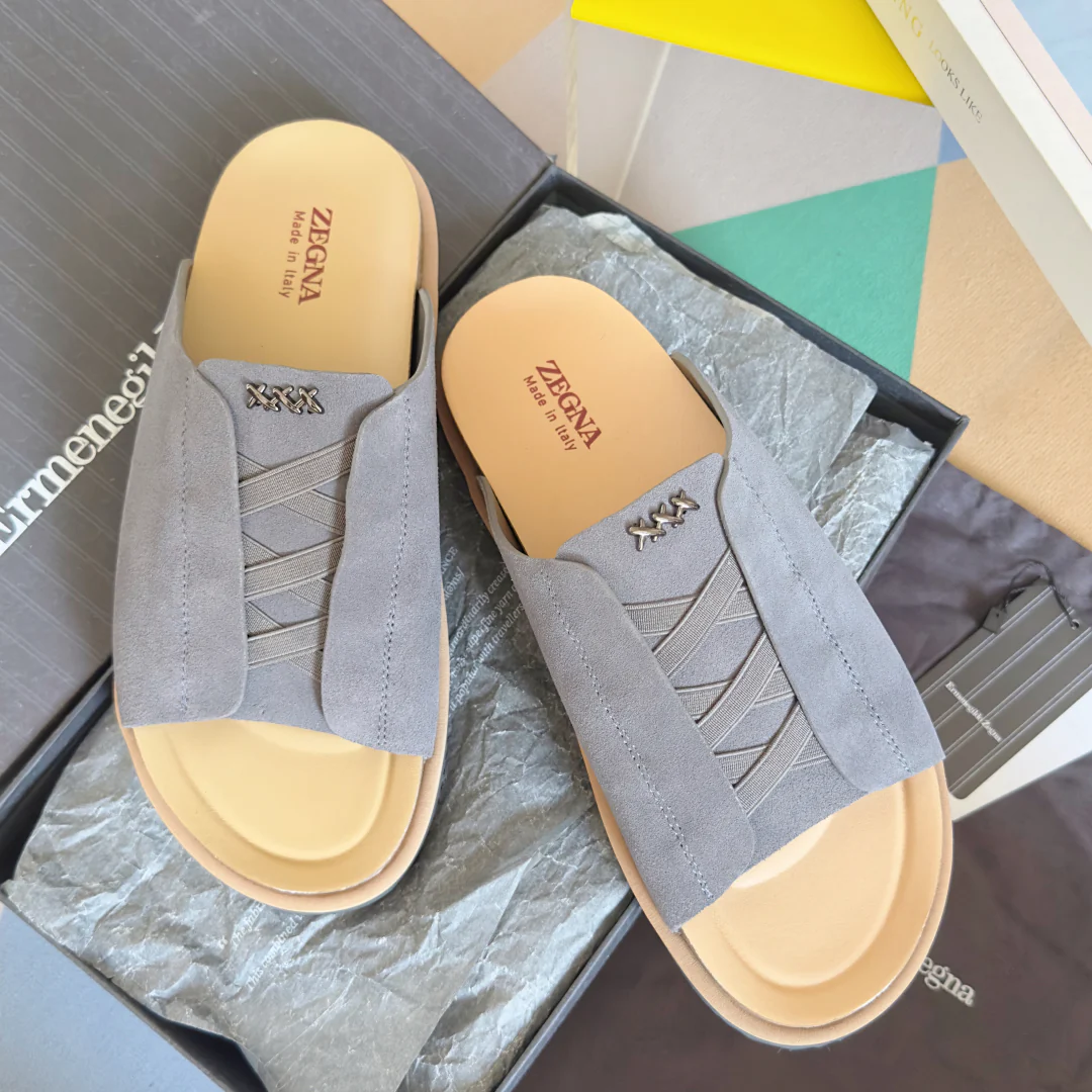 250513 New high-quality old Qian style slippers