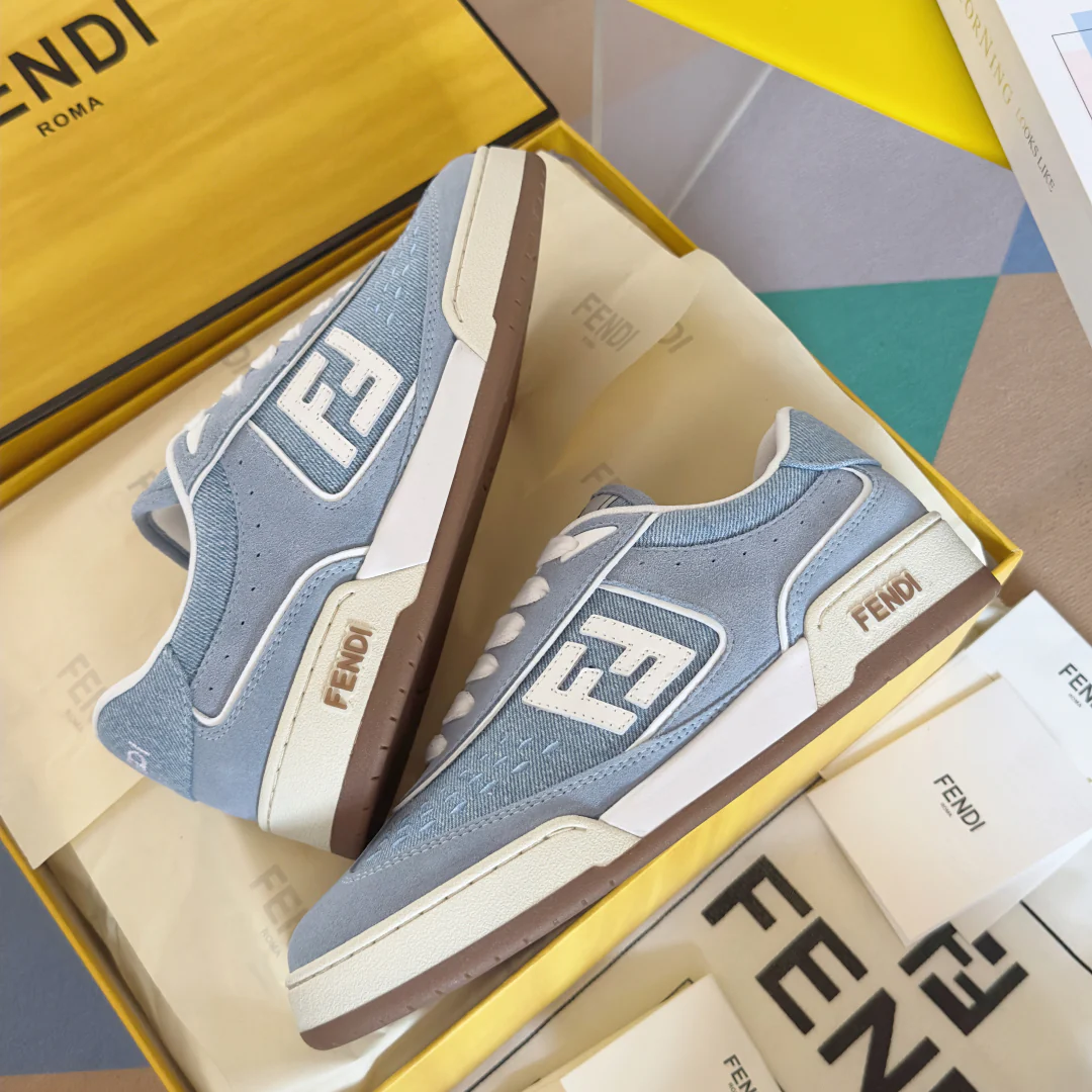 250507 New high-quality classic icon detail sneakers