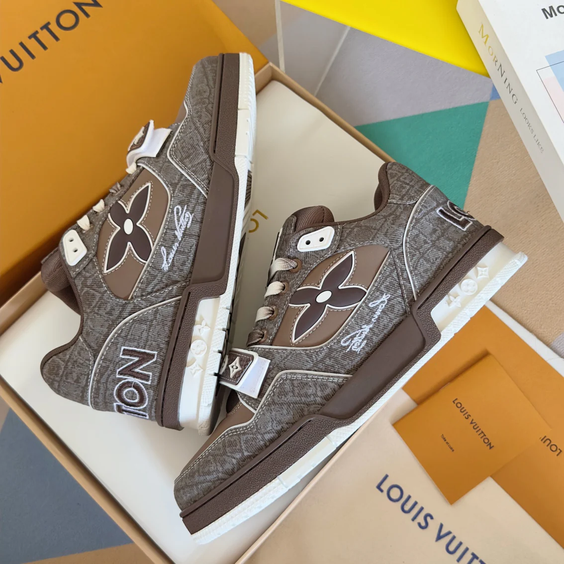 250318 New high quality new grain board shoes