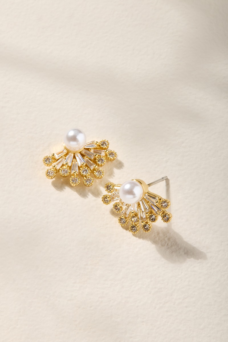 Vanessa Pearl Burst Stud Earrings
