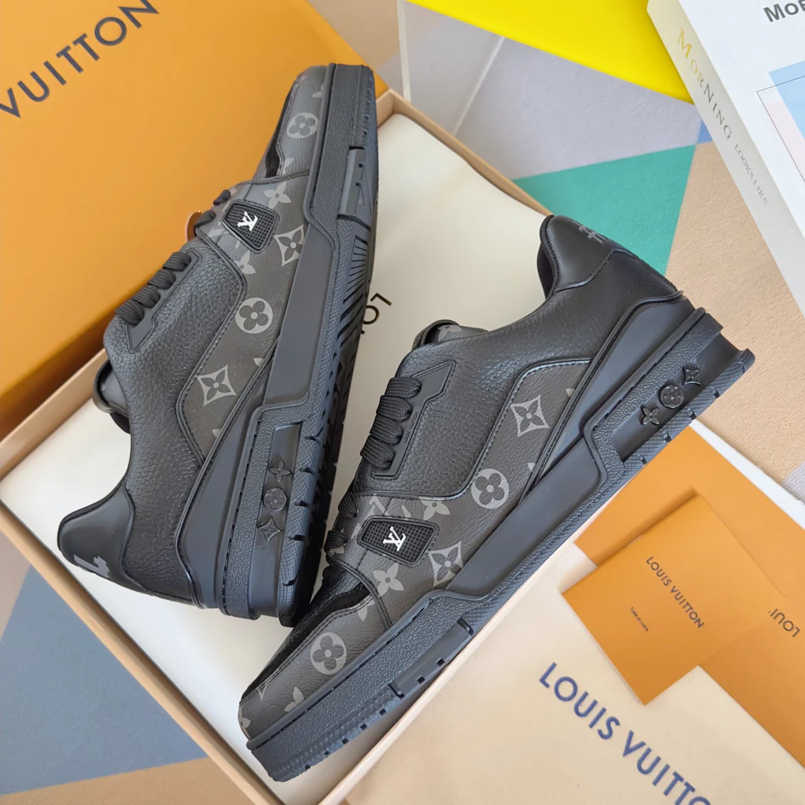 250318 New high quality new grain board shoes