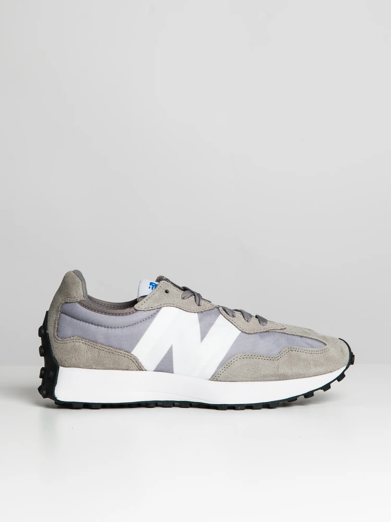 Final inventoryMENS NEW BALANCE THE 327