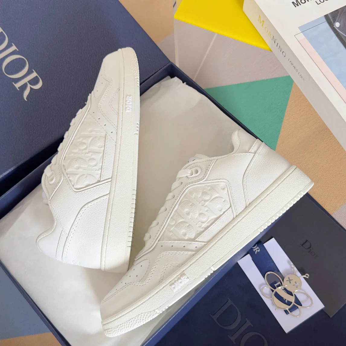 250415 New top-quality rest sports shoes and sneakers