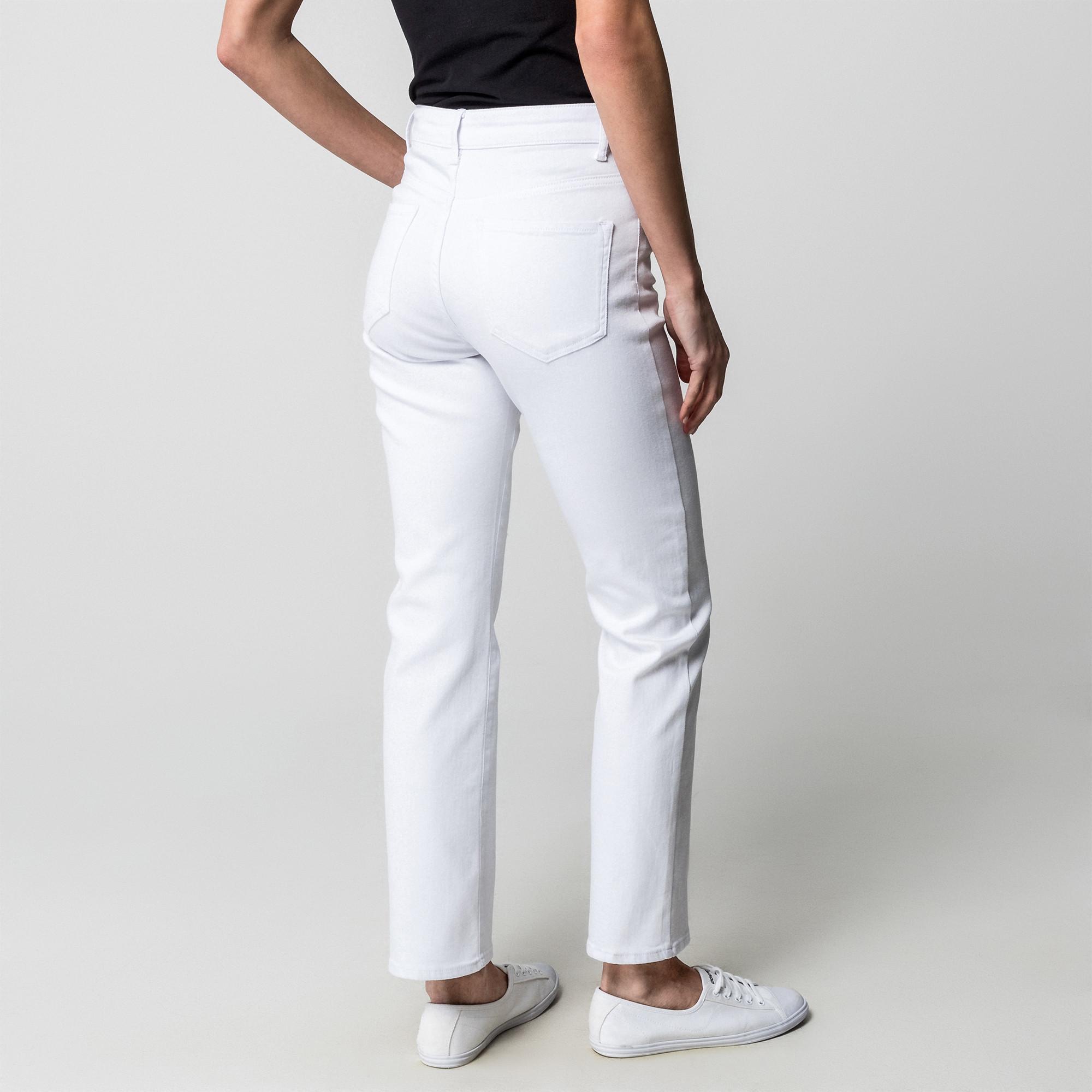 Manor Woman Straight Leg Fit Jeans