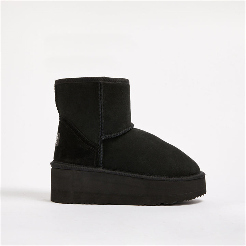 UGG®  Women's Classic Mini Platform