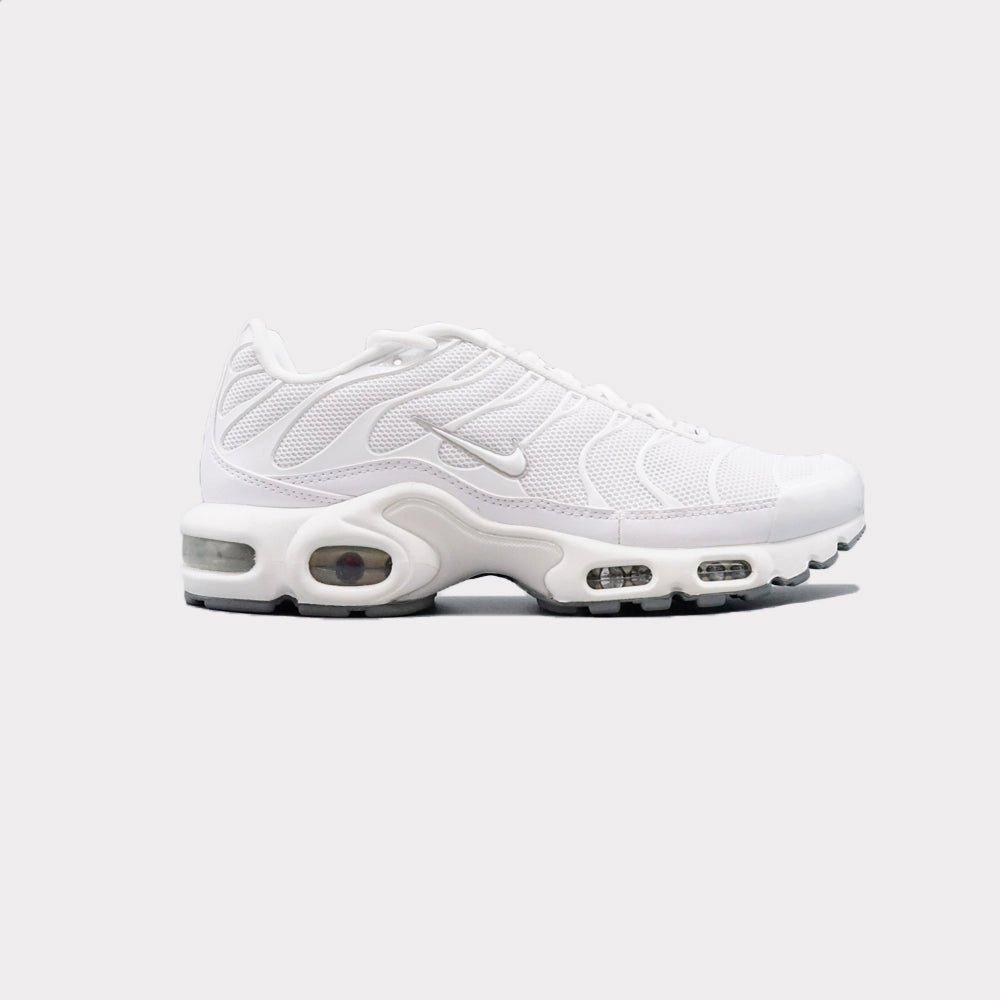 NIKE Air Max Plus - Triple White
