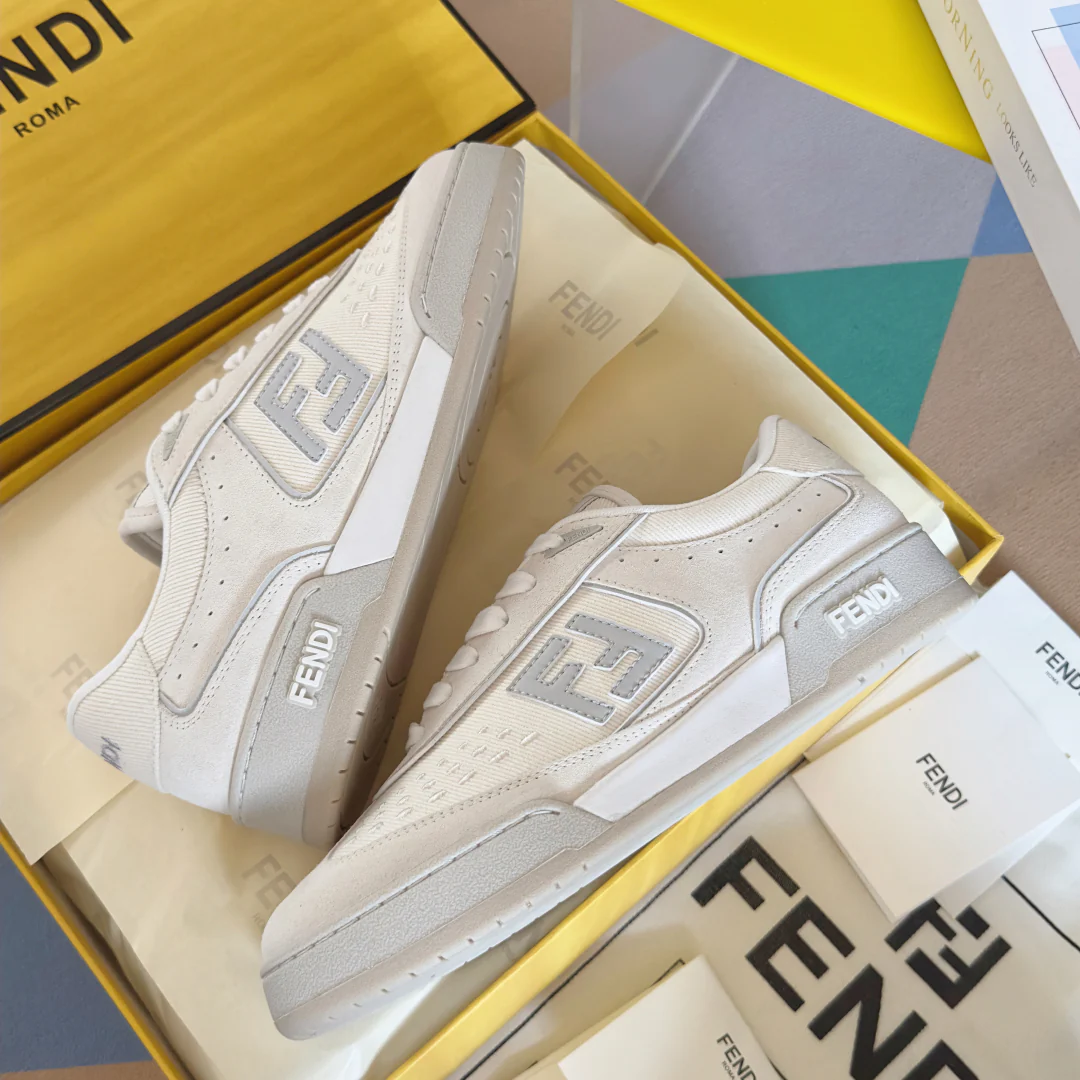 250507 New high-quality classic icon detail sneakers