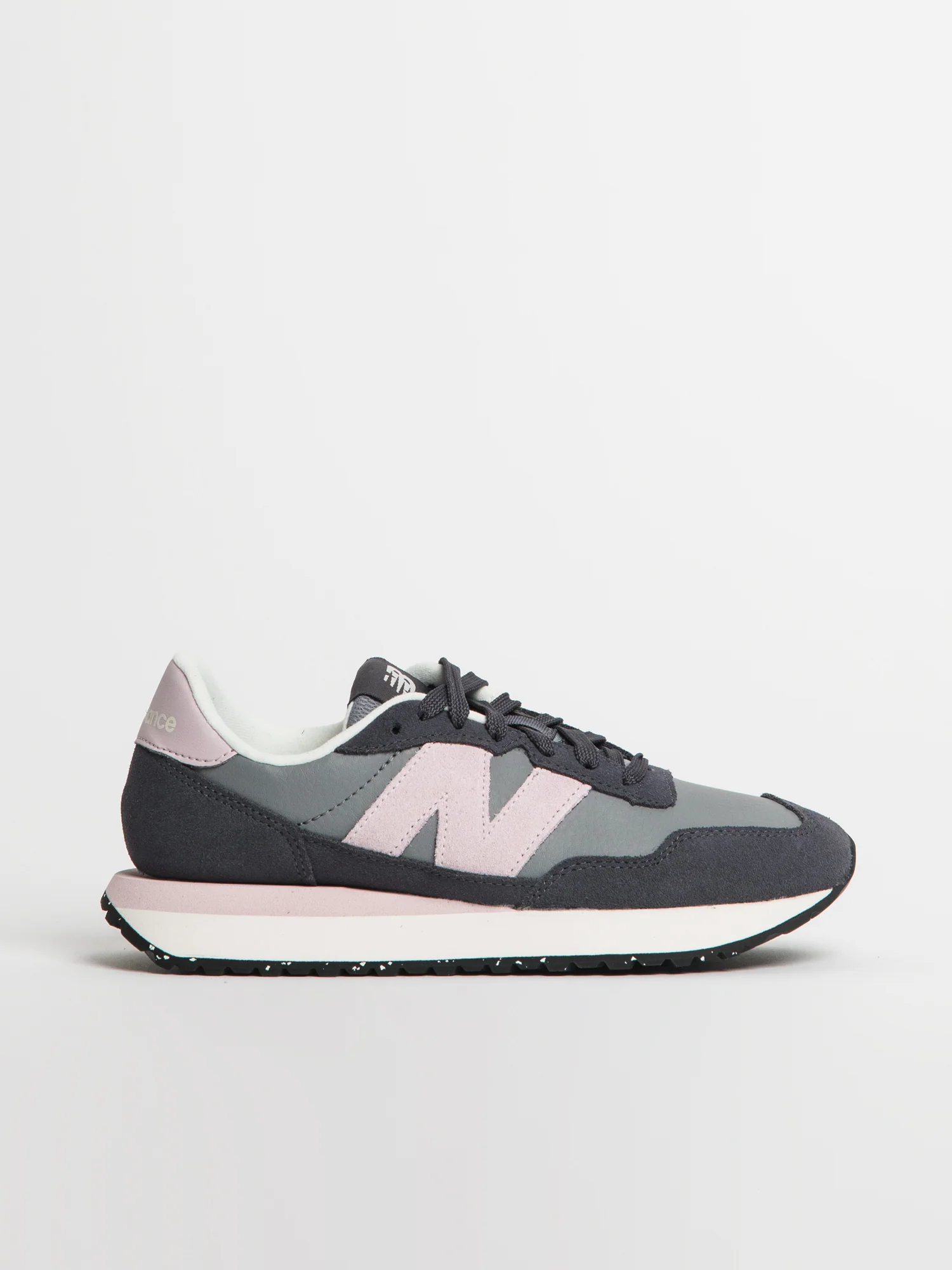Final inventoryWOMENS NEW BALANCE THE 237 SHADOW GREY/SKY SNEAKER