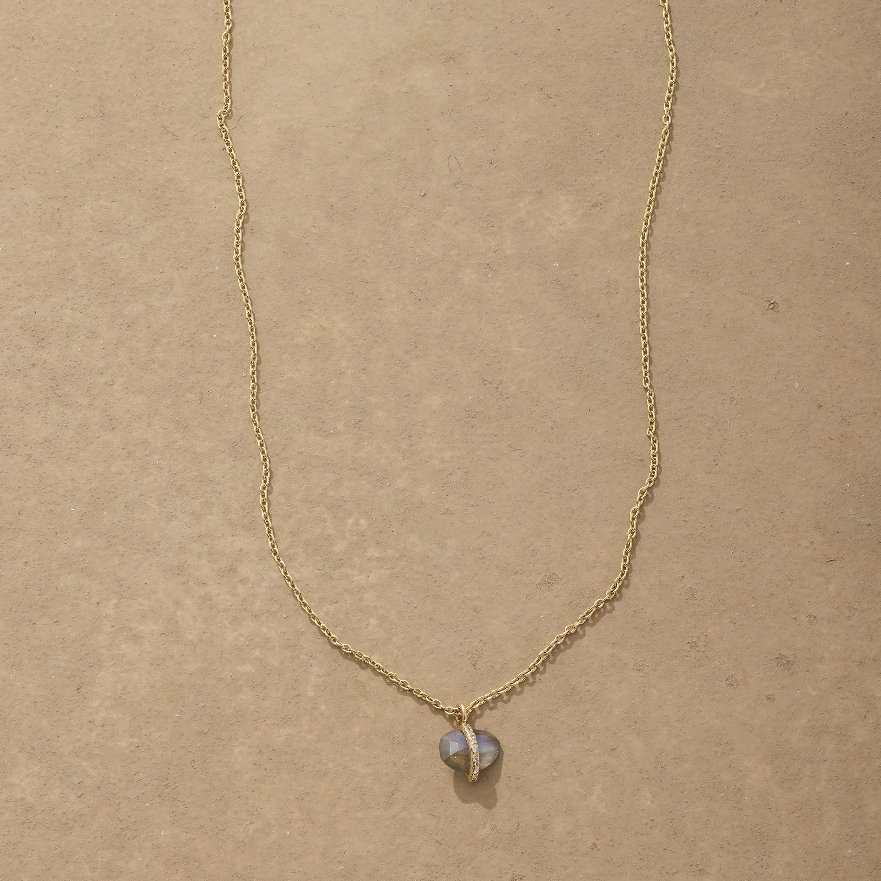 Diamond Hug Necklace