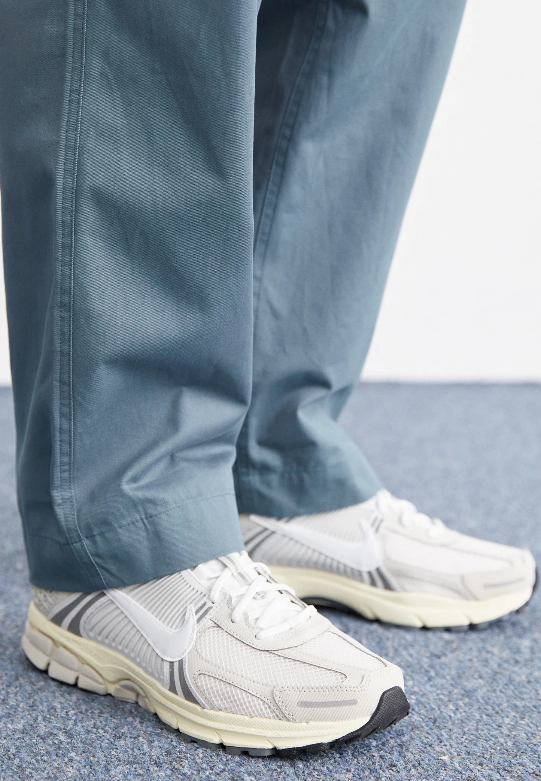 Sportswear ZOOM VOMERO 5 UNISEX - Sneakers basse