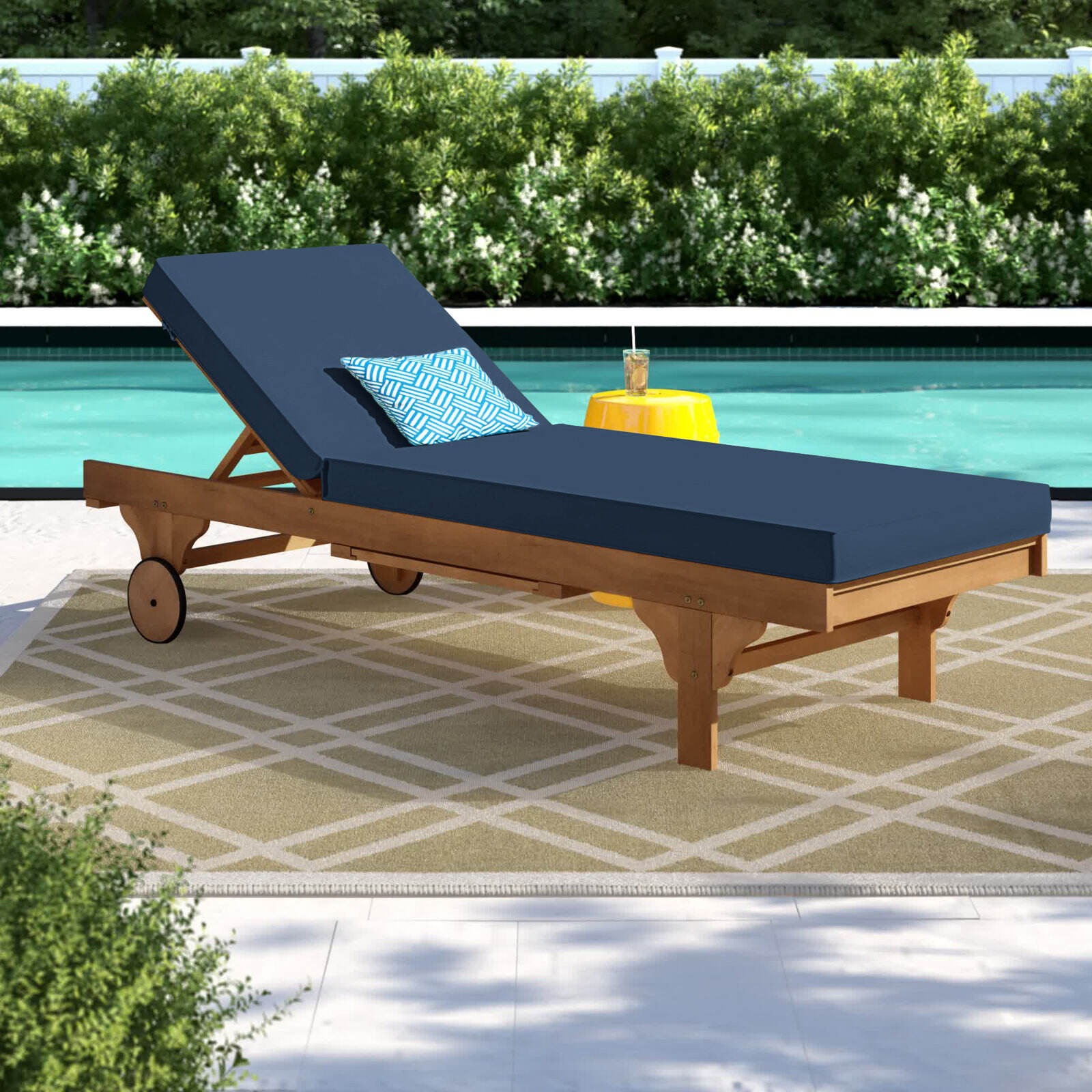 Outdoor Eucalyptus Chaise Lounge with Table